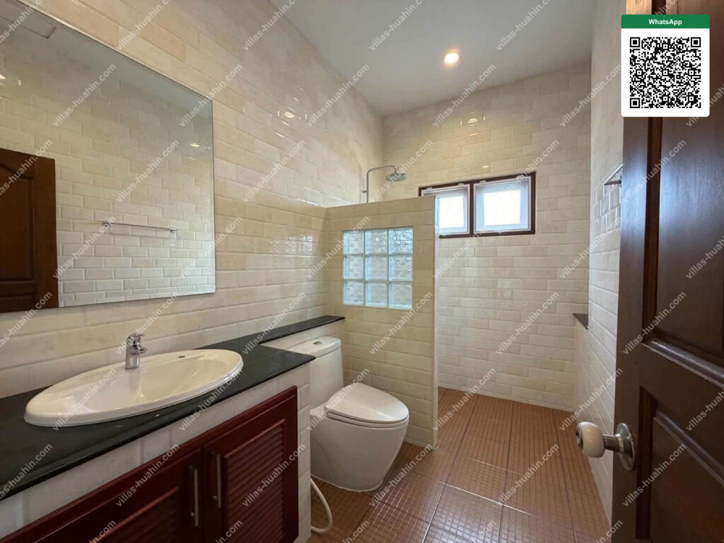 Spacious Pool House for Rent in Samor Prong Soi 8, Hua Hin